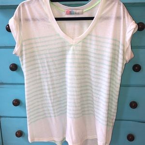 FP beach v neck